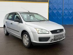 Silber Gebraucht 2006 Ford Focus Trend Kombi | 4.490 € (Teuer)