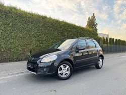 Schwarz Gebraucht 2013 Suzuki SX4 Style SUV | 7.650 € (Guter Preis)