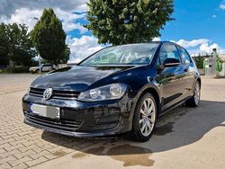 Schwarz Gebraucht 2014 VW Golf VII Limousine | 8.200 € (Fairer Preis)