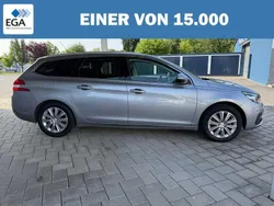 Metallic Gebraucht 2021 Peugeot 308 Allure | 20.650 € (Etwas zu teuer)