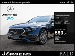 Grau graphitgrau metallic Gebraucht 2024 Mercedes E300 AMG Kombi | 59.550 € (Fairer Preis)
