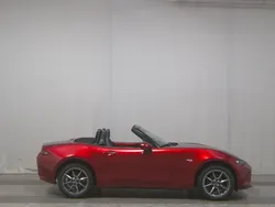Rot Gebraucht 2021 Mazda MX5 Selection Cabrio | 19.280 €