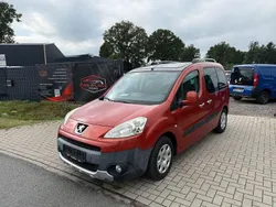 Orange Gebraucht 2011 Peugeot Partner Tepee Family Van / Kleinbus | 6.590 € (Fairer Preis)