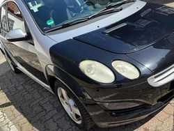 Schwarz Gebraucht 2004 Smart ForFour Passion Kleinwagen | 2.750 € (Etwas zu teuer)