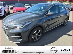 Grau Gebraucht 2021 Kia XCeed Vision SUV | 19.990 € (Fairer Preis)