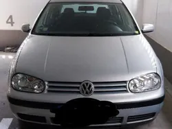 Grau Gebraucht 1999 VW Golf IV Kombi | 900 €