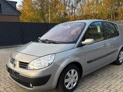 Silber Gebraucht 2004 Renault Scénic II Authentique Van / Kleinbus | 3.999 € (Teuer)