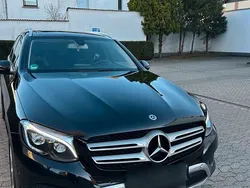 Schwarz Gebraucht 2018 Mercedes GLC220 SUV | 32.500 € (Fairer Preis)