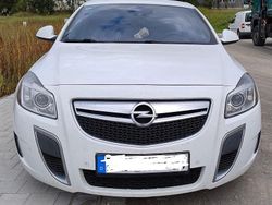Weiß Gebraucht 2010 Opel Insignia OPC Limousine | 10.999 €