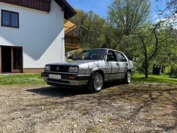 Silber Gebraucht 1991 VW Jetta Limousine | 4.500 €