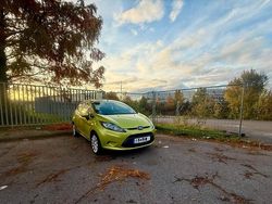 Grün Gebraucht 2009 Ford Fiesta Trend Kleinwagen | 2.950 € (Guter Preis)