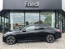 Obsidianschwarz metalliclack Gebraucht 2024 Mercedes E220 Avantgarde Limousine | 47.450 € (Guter Preis)