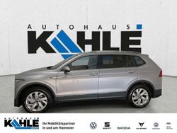 Silber Gebraucht 2024 VW Tiguan Allspace Life SUV | 34.390 € (Superpreis)