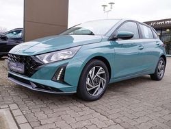 Mangrove green Neu 2025 Hyundai i20 Trend Kleinwagen | 21.790 € (Guter Preis)