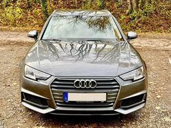 Grau Gebraucht 2019 Audi A4 Comfort Kombi | 18.900 € (Fairer Preis)
