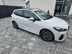 Weiß Gebraucht 2024 BMW 230e Active Tourer Comfort Edition Van / Kleinbus | 49.000 € (Fairer Preis)