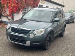Grün Gebraucht 2012 Skoda Yeti Active SUV | 2.950 €