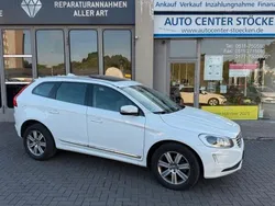 Weiß Gebraucht 2015 Volvo XC60 Summum SUV | 14.700 € (Fairer Preis)