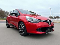 Rot Gebraucht 2014 Renault Clio IV Dynamique Kleinwagen | 7.400 € (Fairer Preis)