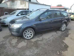 Grau Gebraucht 2011 Ford Focus Kombi | 1.500 € (Superpreis)