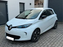 Weiß Gebraucht 2017 Renault Zoe Intens Kleinwagen | 7.500 € (Etwas zu teuer)