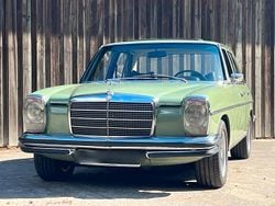Grün Gebraucht 1975 Mercedes W115 Limousine | 6.500 €