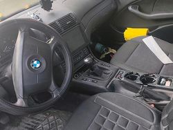 Grau Gebraucht 2002 BMW 116 Kleinwagen | 2.199 €