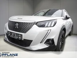 Weiss Gebraucht 2021 Peugeot e-2008 GTi SUV | 20.990 € (Fairer Preis)