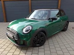 Grün Gebraucht 2024 Mini John Cooper Works Kleinwagen | 24.300 € (Superpreis)