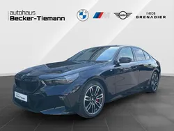 M carbonschwarz Gebraucht 2025 BMW 540 Performance Limousine | 71.778 € (Guter Preis)