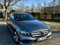 Grau Gebraucht 2018 Mercedes E220 Limousine | 26.900 € (Fairer Preis)