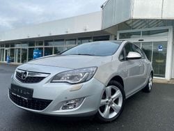 Braun Gebraucht 2010 Opel Astra Edition Limousine | 2.950 € (Guter Preis)