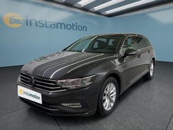 Grau Gebraucht 2023 VW Passat Kombi | 26.749 € (Fairer Preis)