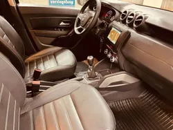 Grau comete (metallic) Gebraucht 2019 Dacia Duster Prestige SUV | 9.998 €