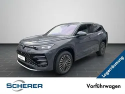 Delfingrau metallic (metallic) Gebraucht 2025 VW Tayron R-line SUV | 56.980 € (Superpreis)