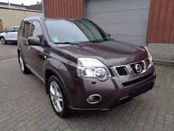 Grau Gebraucht 2010 Nissan X-Trail SUV | 7.500 € (Etwas zu teuer)