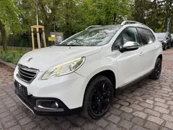 Weiß Gebraucht 2013 Peugeot 2008 Allure SUV | 5.990 € (Fairer Preis)