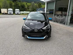 Schwarz Gebraucht 2018 Toyota Aygo Trend Kleinwagen | 10.490 € (Etwas zu teuer)