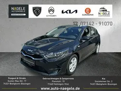 Black metallic Gebraucht 2024 Kia Ceed Vision Limousine | 23.400 € (Guter Preis)