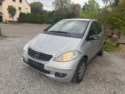 Silber Gebraucht 2006 Mercedes A170 Limousine | 1.950 € (Guter Preis)