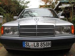Silber Gebraucht 1992 Mercedes 190 Limousine | 9.999 €