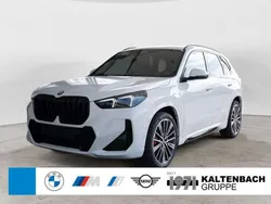 Alpinweiss iii Neu 2025 BMW X1 M Sport SUV | 52.590 € (Teuer)