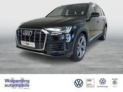 Mythosschwarz, metallic Gebraucht 2021 Audi Q7 Ambiente SUV | 49.900 € (Etwas zu teuer)