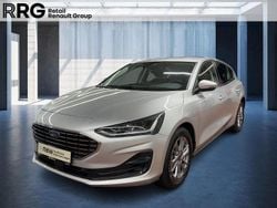 Silber Gebraucht 2023 Ford Focus Titanium Limousine | 18.990 € (Guter Preis)