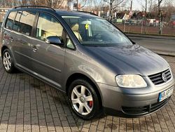 Grau Gebraucht 2007 VW Touran Van / Kleinbus | 2.700 € (Guter Preis)