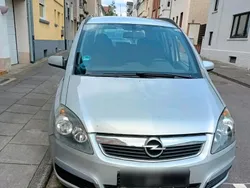 Silber Gebraucht 2008 Opel Zafira Van / Kleinbus | 1.300 € (Superpreis)