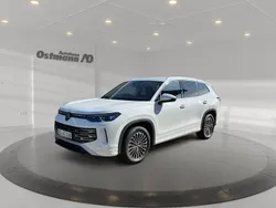 Pure white Gebraucht 2025 VW Tiguan Elegance SUV | 47.987 €