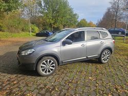 Grau Gebraucht 2013 Nissan Qashqai +2 SUV | 6.490 € (Fairer Preis)