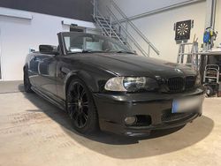 Schwarz Gebraucht 2002 BMW 318 Cabriolet M Sport Cabrio | 4.750 € (Fairer Preis)