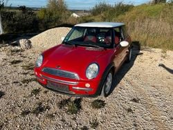 Rot Gebraucht 2001 Mini ONE Kleinwagen | 900 € (Fairer Preis)